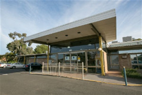 Maribyrnong-Community-Centre 300x200.jpg